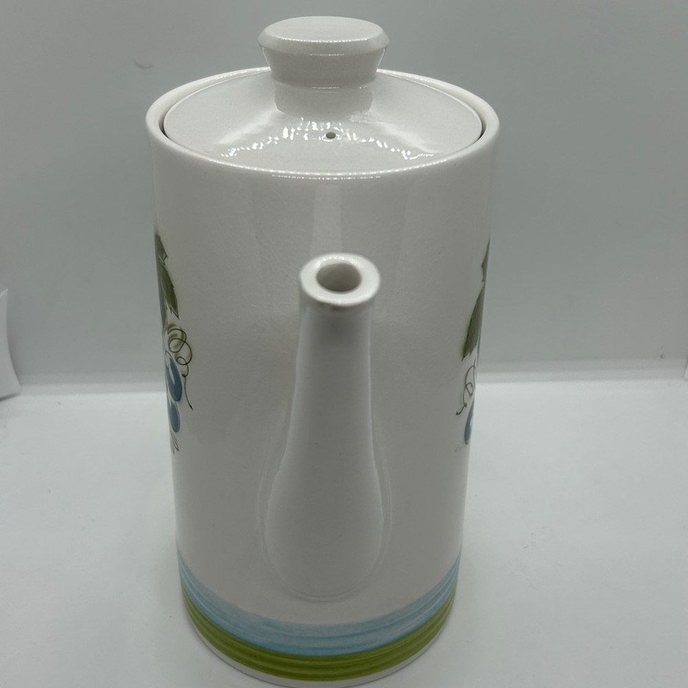Vtg Harmony House Blue green Grapes 9.25" Ironstone Coffee Pot 9 Cup # 4265 - Picture 5 of 10